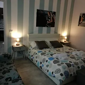 A Casa Dell'artista Couette-café